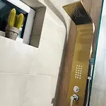 Old Town Loft - In The Old Town Apartment *