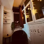 Old Town Loft - In The Old Town Apartment *